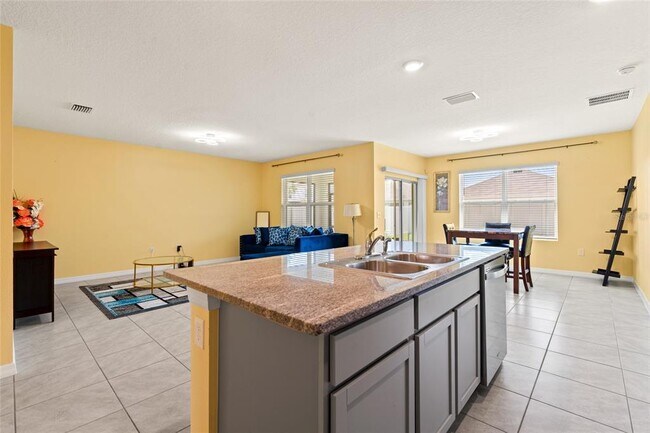Building Photo - 34044 Sorrel Mint Dr