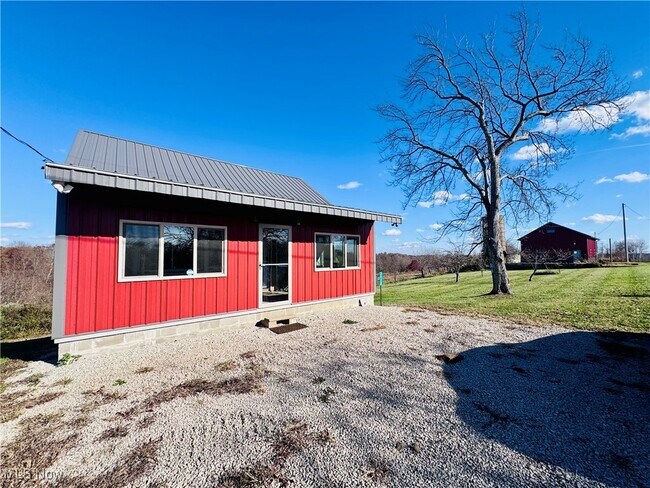 Building Photo - 3420 Point Lookout Rd