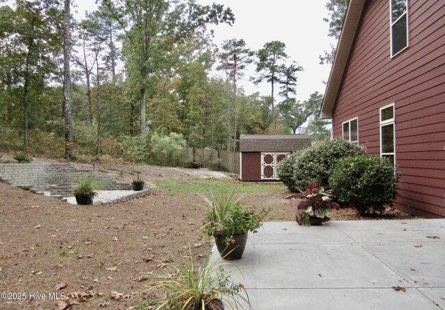 Building Photo - 165 Devon Cir