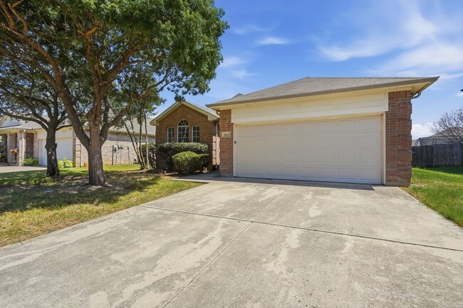 Building Photo - 1113 Beaverwood Ln