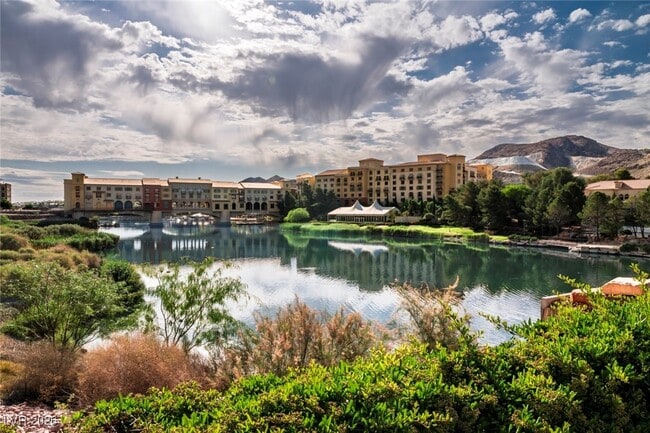 Building Photo - 31 Via Mantova