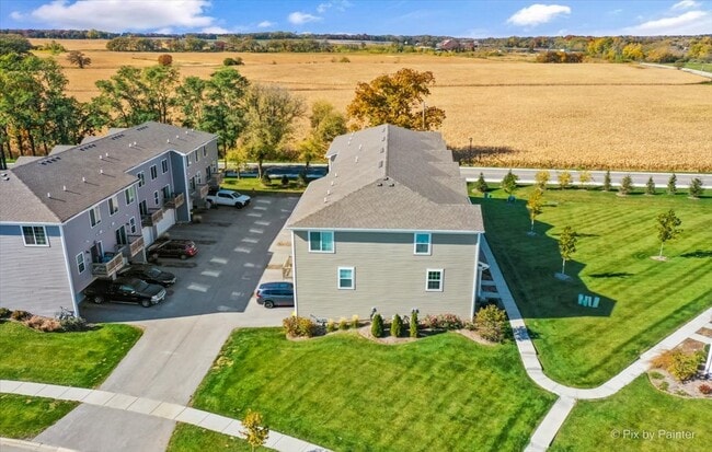 Building Photo - 2484 Alison Ave