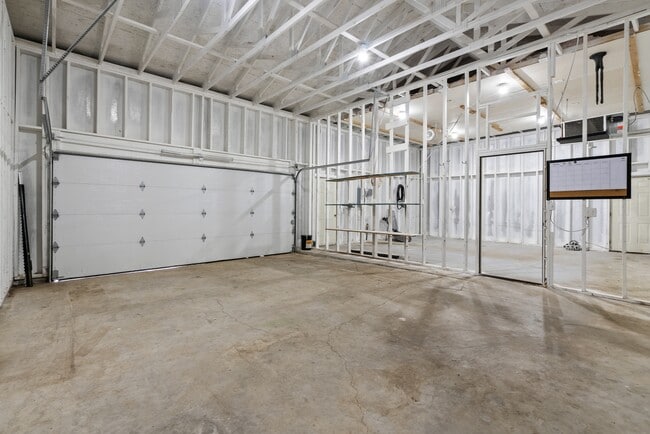 Building Photo - 8892 Martin Ln