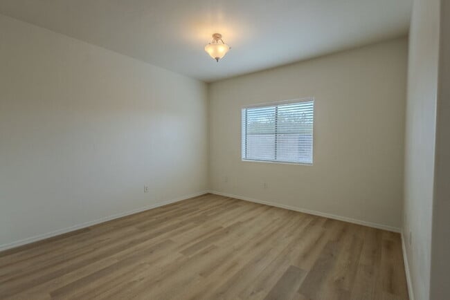 Building Photo - Beautiful Santa Rita Townhome in Sahuarita!!