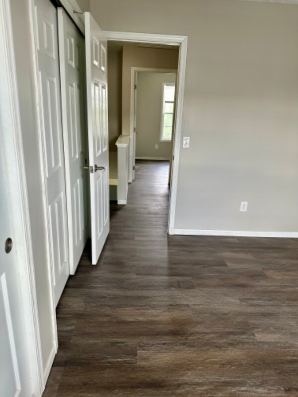 Building Photo - 6018 Brice Park Dr