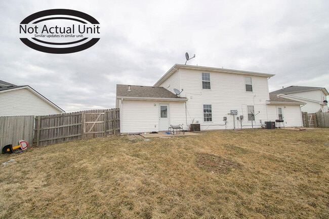 Building Photo - 1640 High Quest Cir