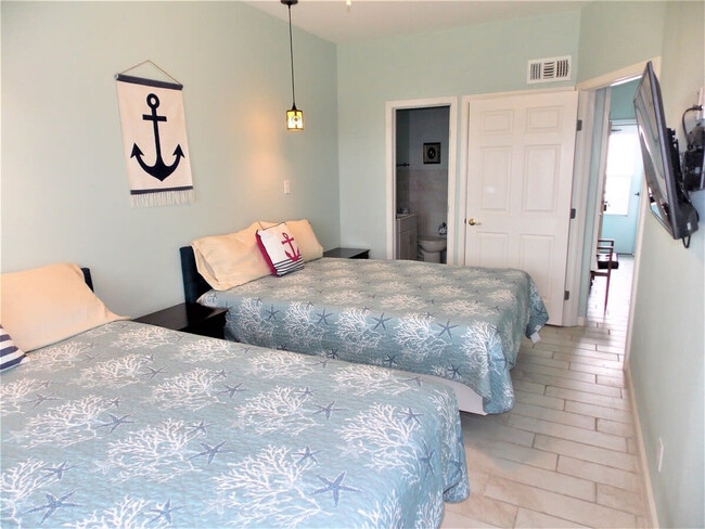 Building Photo - 602 Sea Breeze Ln