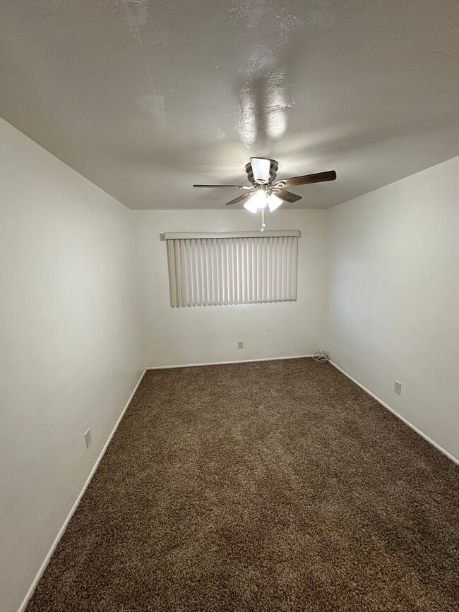 Building Photo - 3348 32nd St