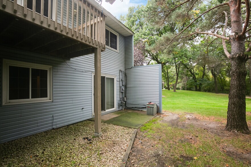 Building Photo - 12115 Drake St NW