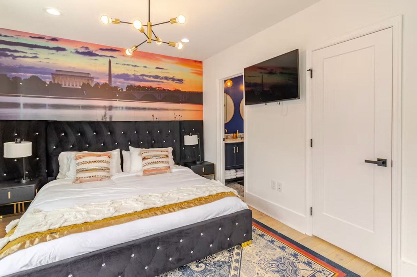 Building Photo - 1417 Montello Ave NE