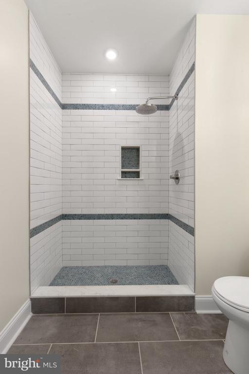 Building Photo - 509 Gorgas Ln