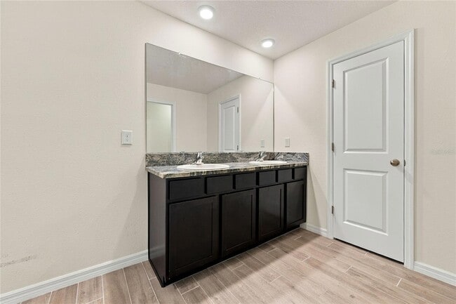 Building Photo - 5166 SW 48th Ln