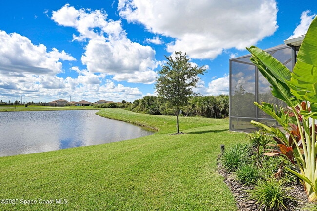 Building Photo - 2889 Avalonia Dr