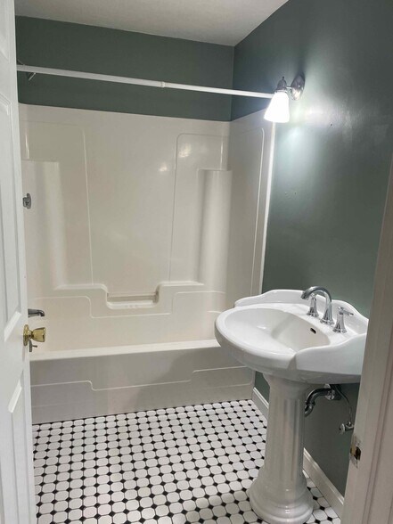 Bathroom - 132 Summer St