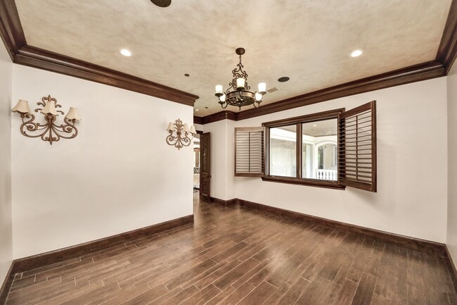 Building Photo - 11103 Memorial Dr