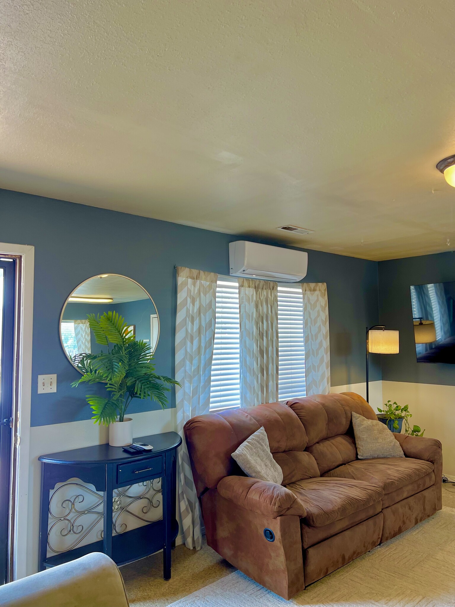 Building Photo - 3056 Tenorio Dr