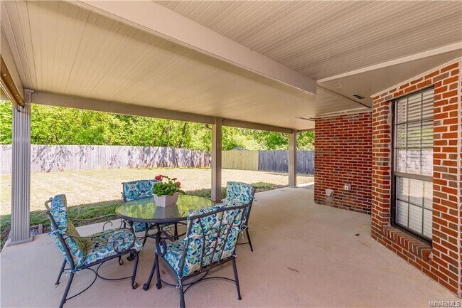 Building Photo - 7091 Buckram Oak Dr