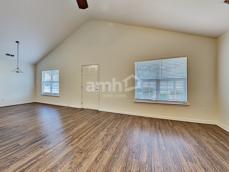 Building Photo - 1037 Steelchase Lane