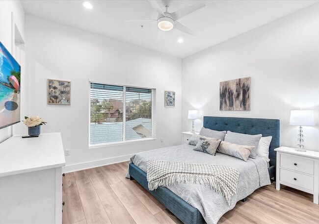 Building Photo - 15405 Gulf Blvd