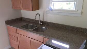 Building Photo - 317 S Aurora St