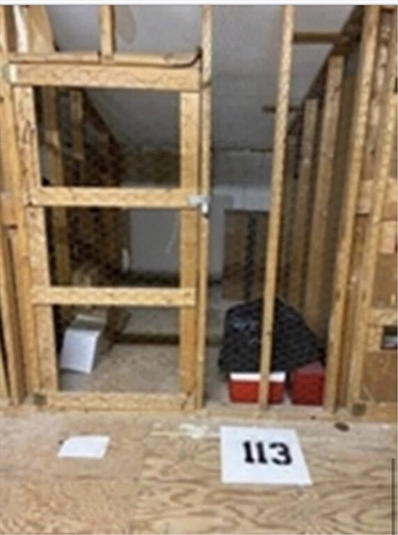 Building Photo - 5 Turnpike Rd