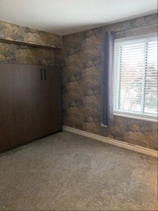 Building Photo - 6174 Knoll Ln Ct