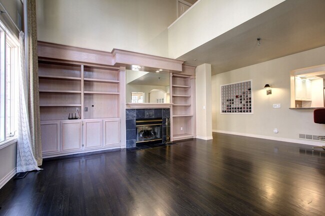 Building Photo - Castle Pines Village Custom Home for lease.