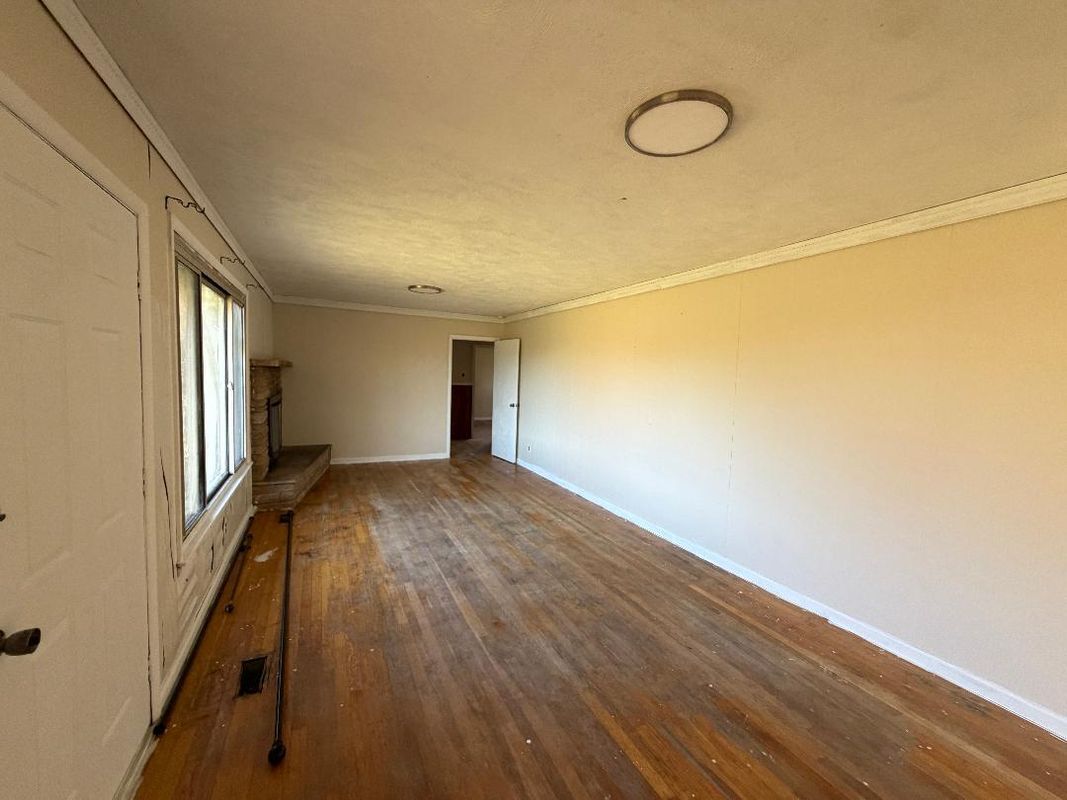 Building Photo - 155 Flannagan Dr