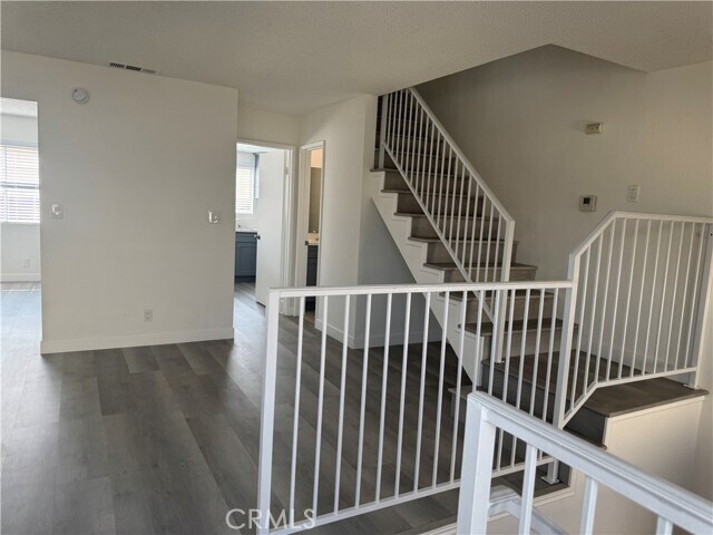 Building Photo - 5704 Sultana Ave