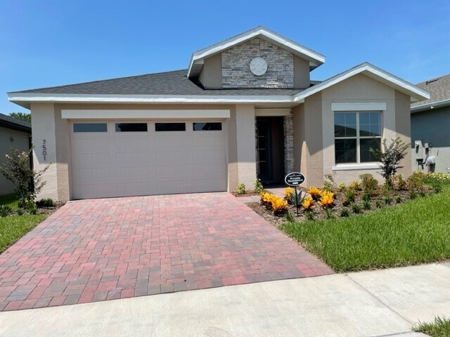 Primary Photo - 7501 Wing Span Wy