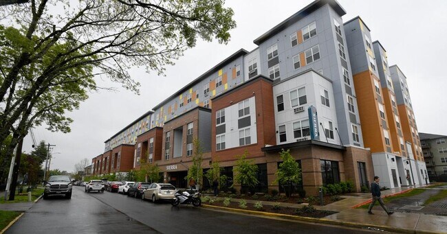 Building Photo - 960 SW Washington Ave