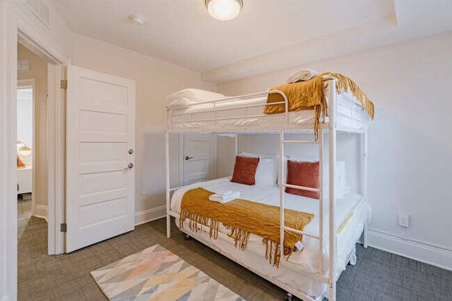 Building Photo - 11321 Hessler Rd