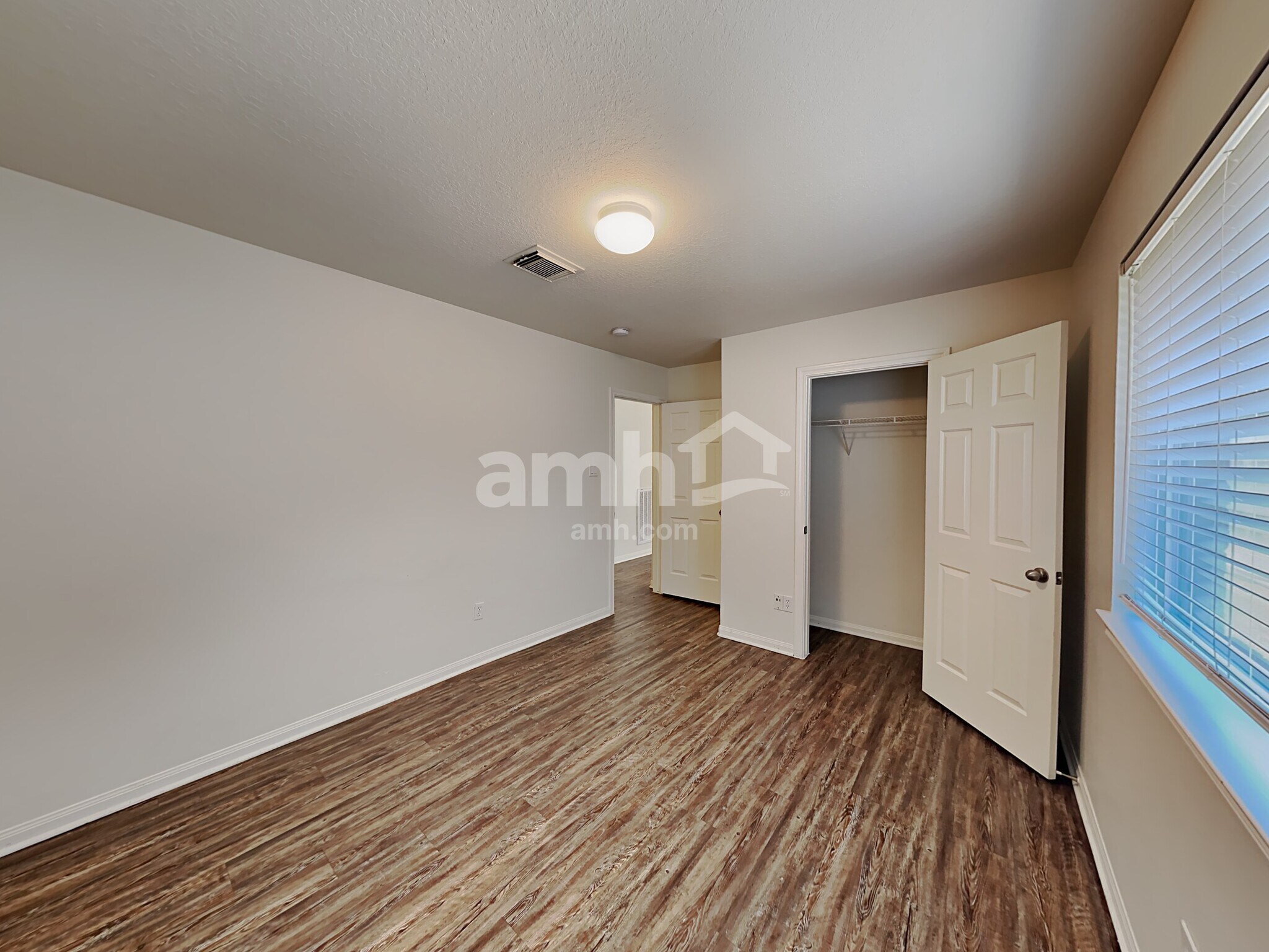 Building Photo - 3218 Woodchuck Rd