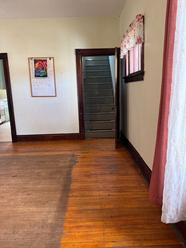 Building Photo - Big Character. Bigger Home in this 4 Bedroom-1 Bathroom charmer