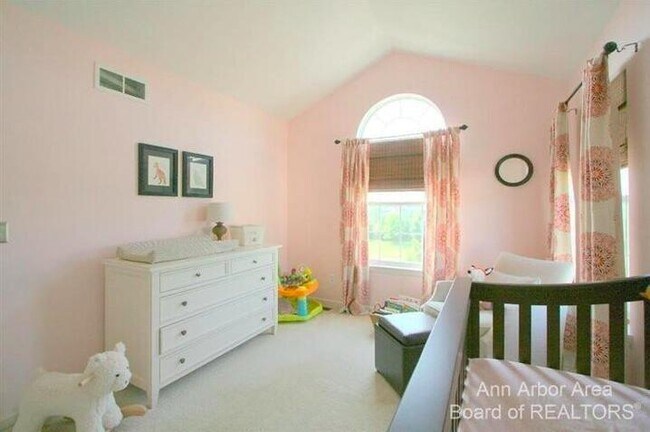 Building Photo - 3012 Orinoco Ln
