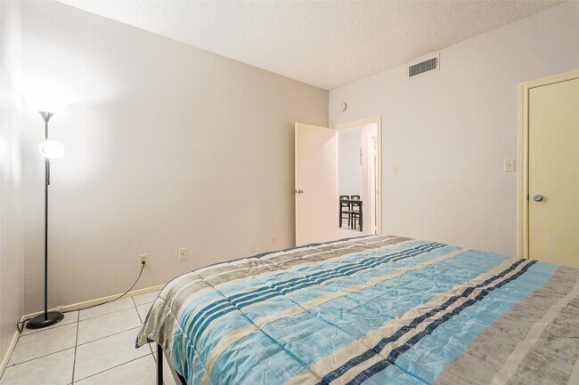 Building Photo - 7900 N Stadium Dr