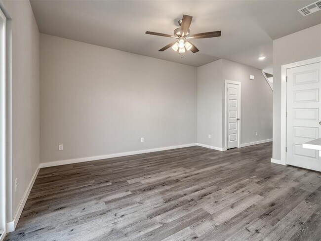 Building Photo - 8931 NW 109th Terrace