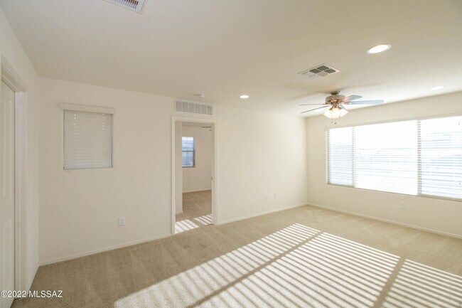 Building Photo - 6762 E Via Arroyo Largo