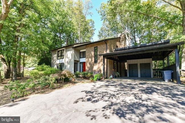 Building Photo - 3318 Mantua Dr