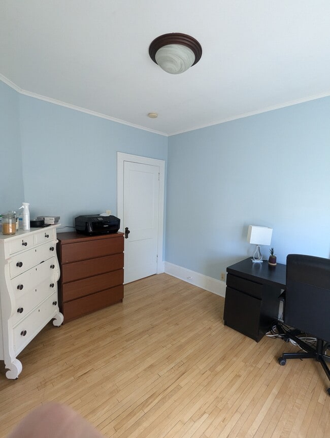 Building Photo - 3332 Colfax Ave S