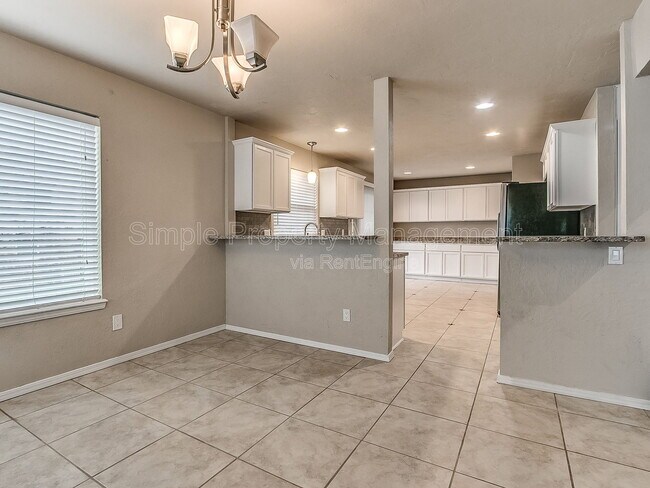 Building Photo - 10824 Admiral Dr