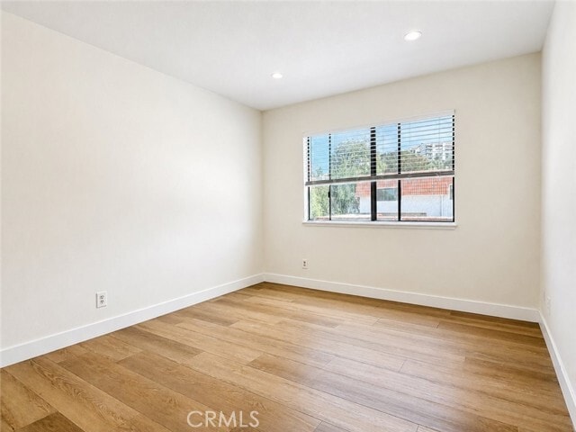 Building Photo - 27943 Ridgebrook Ct