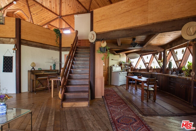 Building Photo - 20269 Croydon Ln