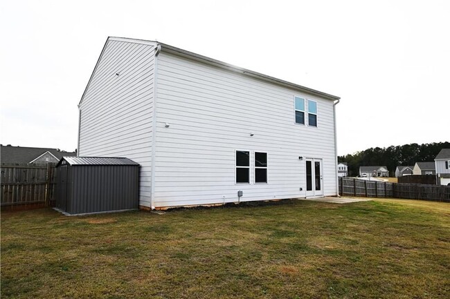 Building Photo - 90 Ingle Dr