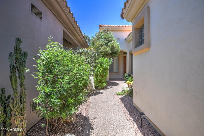 Building Photo - 7910 E Cholla St