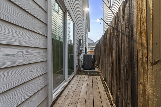 Building Photo - 1513 Egypt St