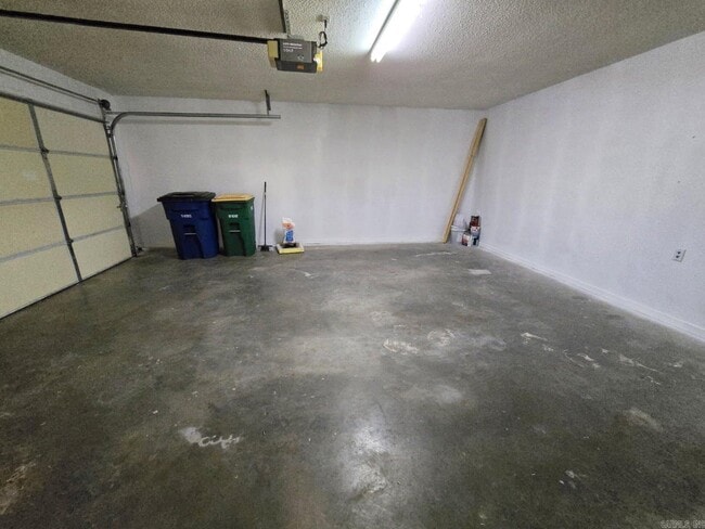 Building Photo - 1028 Kierre Dr