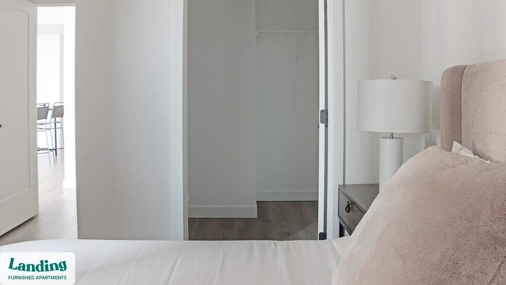 Building Photo - 632 Howard Rd SE