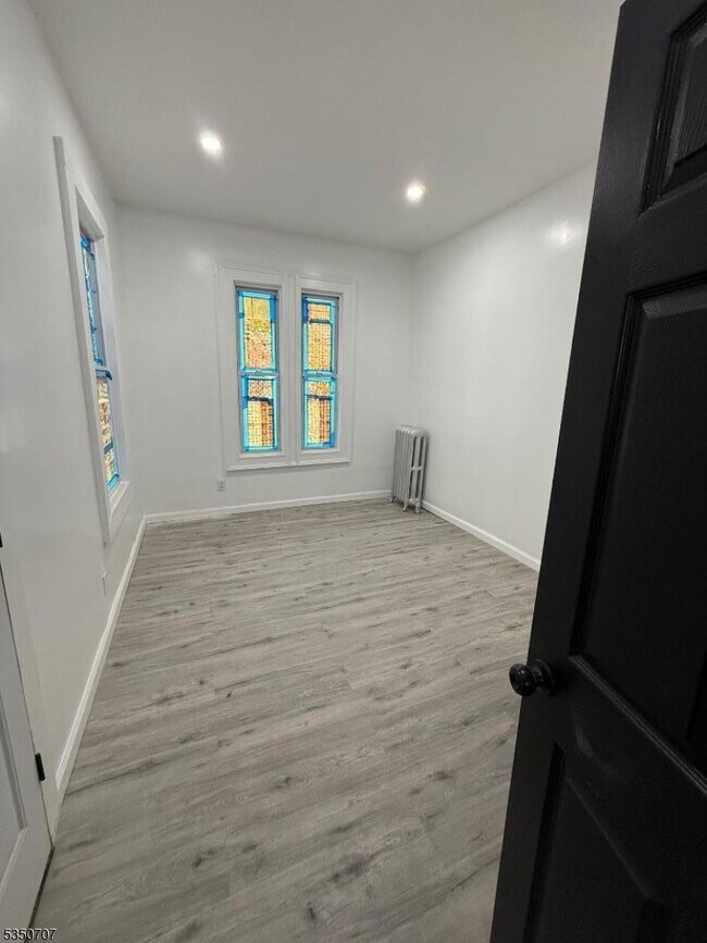 Building Photo - 15 Winthrop Terrace