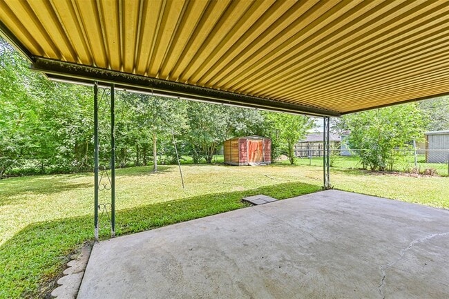 Building Photo - 504 Kingsbury Ln